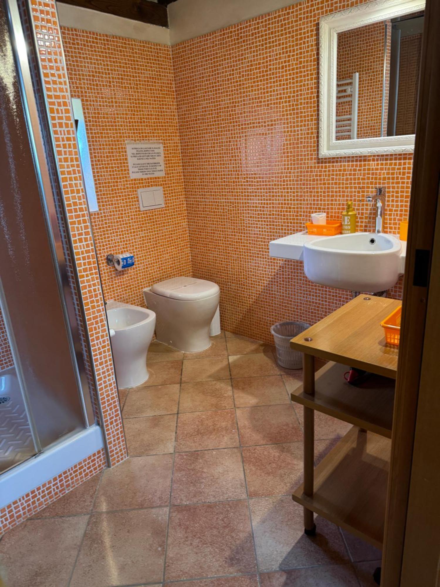 B&B Oasi Di Mamma Clara Latina Dış mekan fotoğraf